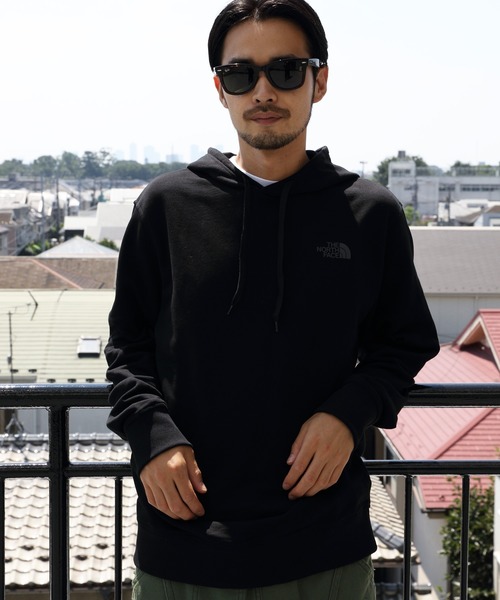 THE NORTH FACE(ザノースフェイス)の「THE NORTH FACE プルパーカー(パーカー・メンズ・ホワイト/ブラック/ブラック系その他/ホワイト系その他/ヘザーグレー/その他/グレー/ブラック系その他2/オリーブ×ブラック/グレー系その他/ブルー/レッド系その他/ホワイト系その他2/イエロー/ブルー系その他/カーキ/グリーン/グリーン系その他/グリーン系その他2/オレンジ/ブラック系その他3/ブルー系その他2/ベージュ系その他/ブラック系その他4/ブラック系その他5/グレー系その他2/ブルー系その他3/ブルー系その他4/ピンク/ネイビー/イエロー系その他/ブルー系その他5/ブラック系その他6/ブラック系その他7/グレー系その他3/オレンジ系その他/ホワイト系その他3/その他1/ブルー系その他6/ブラック×レッド/グリーン系その他3/イエロー系その他2・X-LARGE/XX-LARGE/MEDIUM/SMALL/LARGE/X-SMALL)」の6枚目の写真