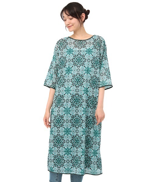 チチカカ（チチカカ）の「バティックタイルワンピース（ワンピース・レディース・レッド/イエロー/ブルー・FREE）」の10枚目の写真