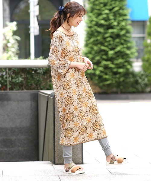 チチカカ（チチカカ）の「バティックタイルワンピース（ワンピース・レディース・レッド/イエロー/ブルー・FREE）」の4枚目の写真