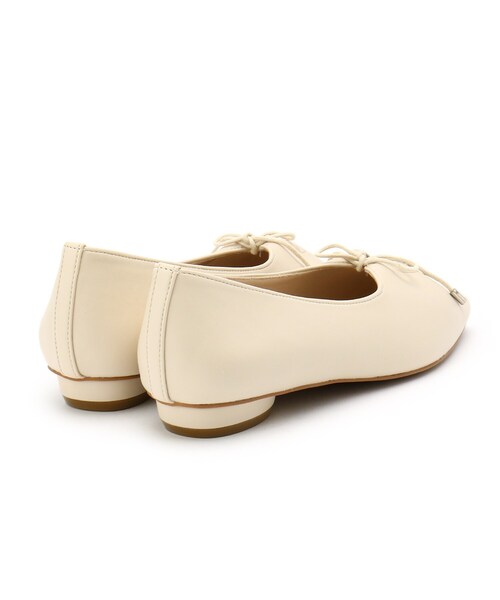 AG by aquagirl（エージーバイアクアガール）の「◆スクエアギャザーリボンフラットシューズ（その他シューズ・レディース・ブラック/ベージュ/オフホワイト・02/03）」の9枚目の写真
