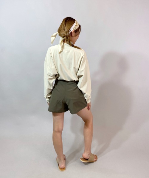 Ocean Pacific（オーシャンパシフィック）の「OP/オーピー 水陸両用無地 ラッシュロンT 521452（ラッシュガード・レディース・ホワイト/ブラック/ベージュ/グリーン・M/L）」の12枚目の写真