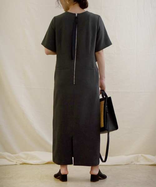 LHELBIE（レルビエ）の「バイカラーストリングスワンピース（ワンピース・レディース・ブラック/ベージュ/ダークグレー・M）」の22枚目の写真