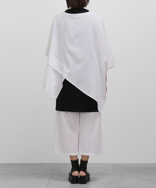 minsobi（ミンソビ）の「ポンチョ風カットソー ビッグシルエットレイヤードT　半袖　ユニセックス（Tシャツ/カットソー・メンズ・ホワイト/ブラック・FREE）」の10枚目の写真