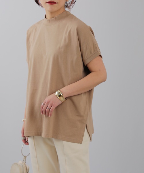 ap retro(アプレトロ)の「バックロゴモックネックフレンチスリーブTEE【ZOZO限定アイテム】(Tシャツ/カットソー・レディース・チャコールグレー/ライトブルー/ブラック/ベージュ/カーキ/アイボリー/ブルーグリーン/ライトベージュ・FREE)」の5枚目の写真