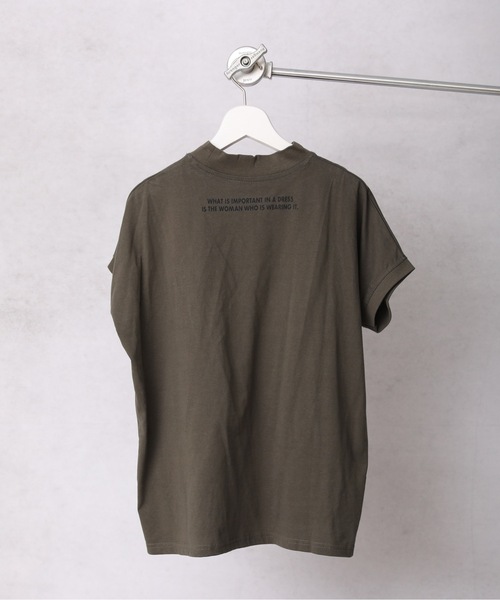 ap retro(アプレトロ)の「バックロゴモックネックフレンチスリーブTEE【ZOZO限定アイテム】(Tシャツ/カットソー・レディース・チャコールグレー/ライトブルー/ブラック/ベージュ/カーキ/アイボリー/ブルーグリーン/ライトベージュ・FREE)」の12枚目の写真