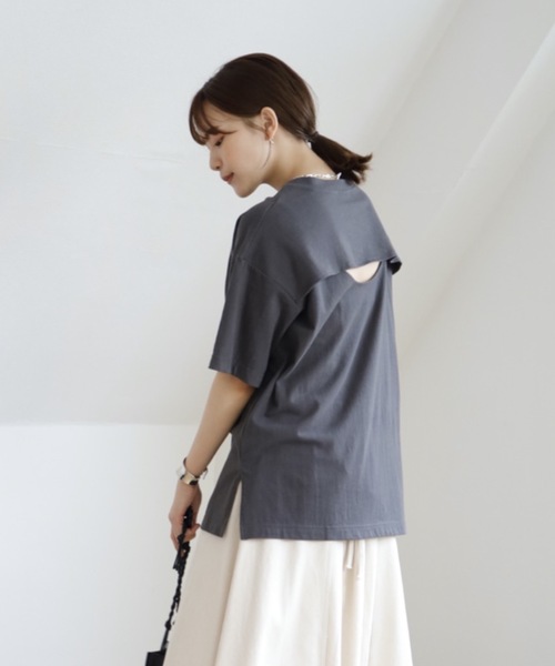 UNFIELD（アンフィールド）の「【UNFIELD バックオープンTシャツ】（Tシャツ/カットソー・レディース・チャコールグレー/アイボリー/レンガ・FREE）」の10枚目の写真