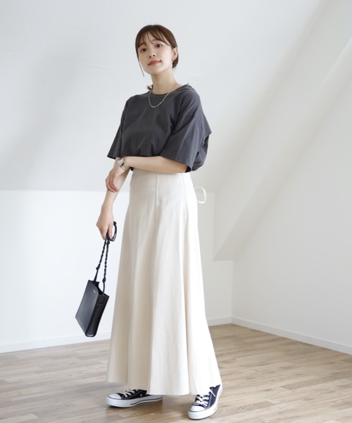 UNFIELD（アンフィールド）の「【UNFIELD バックオープンTシャツ】（Tシャツ/カットソー・レディース・チャコールグレー/アイボリー/レンガ・FREE）」の12枚目の写真