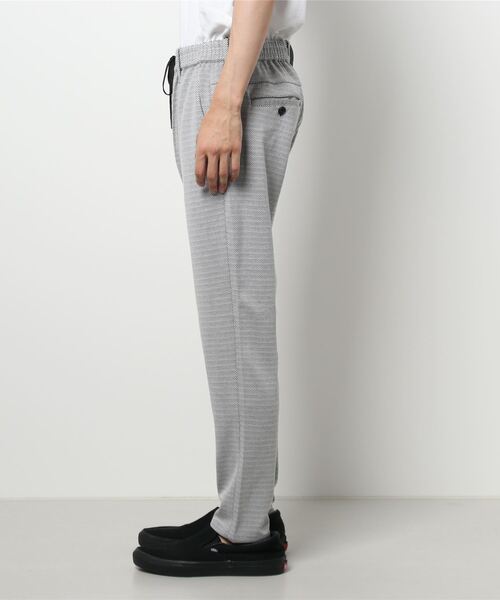 HIDEAWAYS NICOLE(ハイダウェイニコル)の「市松ジャカードポンチパンツ(その他パンツ・メンズ・ホワイト×ブラック/チャコールグレー×ブラック/ネイビー系・SMALL/MEDIUM/LARGE/X-LARGE)」の5枚目の写真