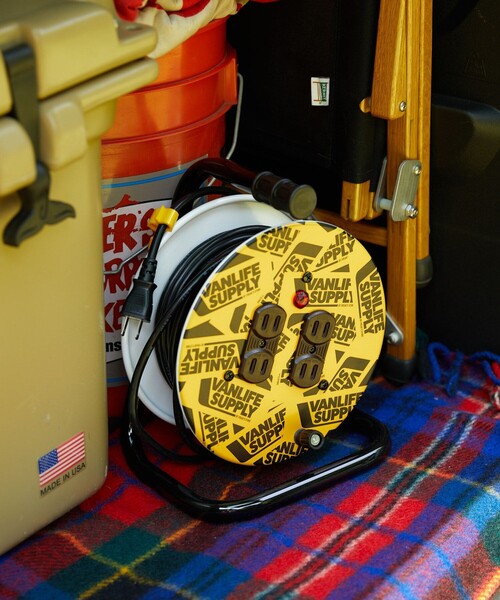 FREAK'S STORE（フリークスストア）の「VANLIFE SUPPLY BY FREAK'S STORE/ヴァンライフサプライバイフリークスストア VANLIFE SUPPLY ドラムリールコード10m（アウトドアグッズ・メンズ・ベージュ/オレンジ・ONE SIZE）」の3枚目の写真