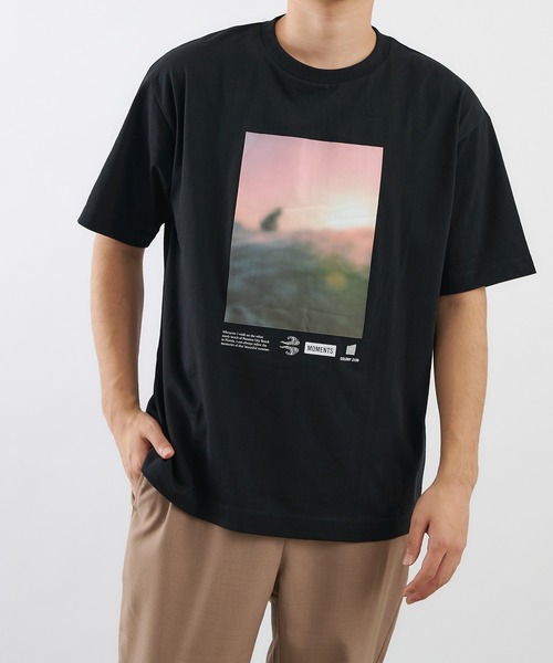 COLONY 2139（コロニートゥーワンスリーナイン）の「2139T(Summer-Resort)/ビッグシルエットTシャツ(ユニセックス対応)（Tシャツ/カットソー・メンズ・ブラック/ブラック系その他2/ブルー系その他4/ホワイト/サックスブルー/ホワイト系その他/ブルー系その他/その他35/ホワイト系その他2・LARGE/MEDIUM）」の5枚目の写真