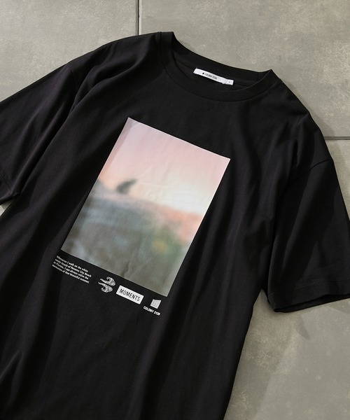 COLONY 2139（コロニートゥーワンスリーナイン）の「2139T(Summer-Resort)/ビッグシルエットTシャツ(ユニセックス対応)（Tシャツ/カットソー・メンズ・ブラック/ブラック系その他2/ブルー系その他4/ホワイト/サックスブルー/ホワイト系その他/ブルー系その他/その他35/ホワイト系その他2・LARGE/MEDIUM）」の13枚目の写真