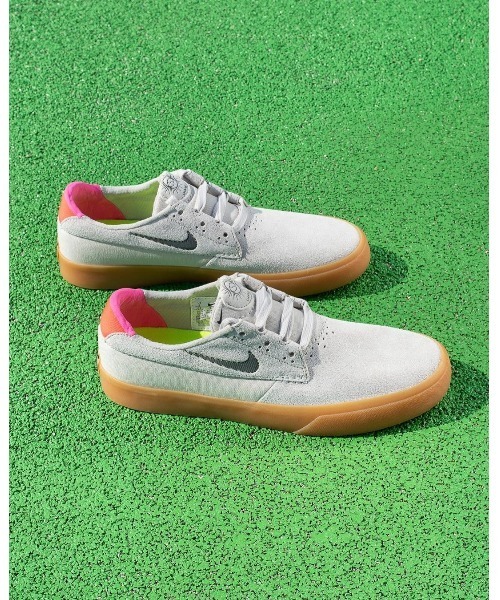 NIKE（ナイキ）の「NIKE SB/ナイキエスビー シェーン T スケシュー 