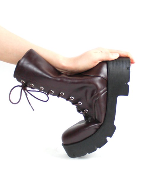 VIVIAN（ヴィヴィアン）の「厚底レースアップショートブーツ（ブーツ・レディース・ホワイト/ダークブラウン/ブラック・S/M/L/LL）」の10枚目の写真