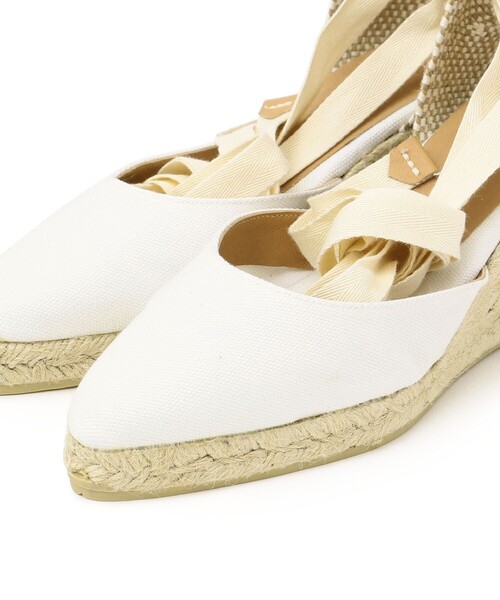 Castaner（カスタニエール）の「CASTANER:ポインテッドレースアップサンダル（サンダル・レディース・ライトホワイト/イエロー・35）」の4枚目の写真