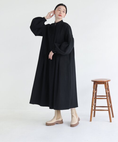 MJUKA.（ミューカ）の「東炊きキャンバス配色ステッチタックワンピース（ワンピース・レディース・ブラック/オフホワイト・FREE）」の5枚目の写真