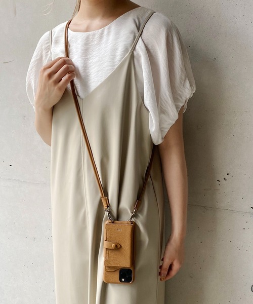 CAPRICIEUX LE'MAGE（カプリシューレマージュ）の「〈セットアイテム〉パフブラウス＆レザーキャミワンピースセット（ワンピース・レディース・グレイッシュベージュ/ブラック/キャメル・FREE）」の2枚目の写真