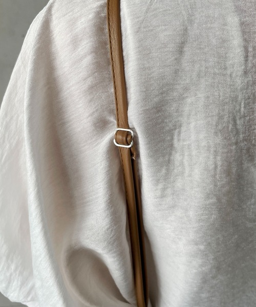 CAPRICIEUX LE'MAGE（カプリシューレマージュ）の「〈セットアイテム〉パフブラウス＆レザーキャミワンピースセット（ワンピース・レディース・グレイッシュベージュ/ブラック/キャメル・FREE）」の12枚目の写真