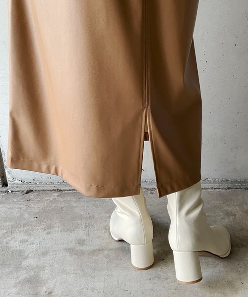 CAPRICIEUX LE'MAGE（カプリシューレマージュ）の「〈セットアイテム〉パフブラウス＆レザーキャミワンピースセット（ワンピース・レディース・グレイッシュベージュ/ブラック/キャメル・FREE）」の14枚目の写真