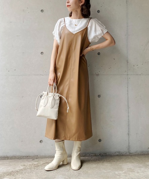 CAPRICIEUX LE'MAGE（カプリシューレマージュ）の「〈セットアイテム〉パフブラウス＆レザーキャミワンピースセット（ワンピース・レディース・グレイッシュベージュ/ブラック/キャメル・FREE）」の15枚目の写真