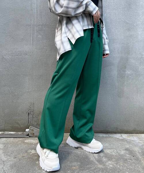MAJESTIC LEGON(マジェスティックレゴン)の「リラックスカラーパンツ(その他パンツ・レディース・ブラック/グリーン/モカ・SMALL/MEDIUM)」の5枚目の写真