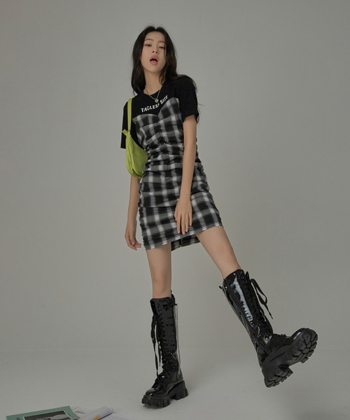 chuu（チュー）の「CHUU レタリングチェックワンピース（ワンピース・レディース・ブラック・FREE）」の9枚目の写真