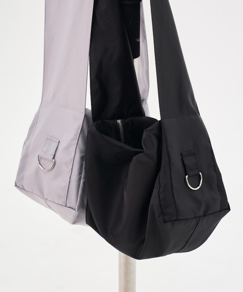 FEKETE（フェケテ）の「FEKETE MADE SUPER WIDE STRAP SHOULDER BAG / MEDIUM（ショルダーバッグ・メンズ・ブラック/グレー・FREE）」の14枚目の写真