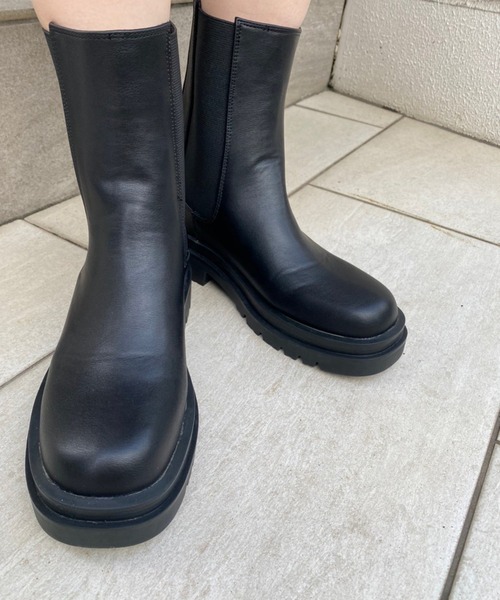 one after another NICE CLAUP（ワンアフターアナザーナイスクラップ）の「タンク底サイドゴアブーツ（ブーツ・レディース・ブラック/ダークブラウン/アイボリー・S/M/L）」の11枚目の写真