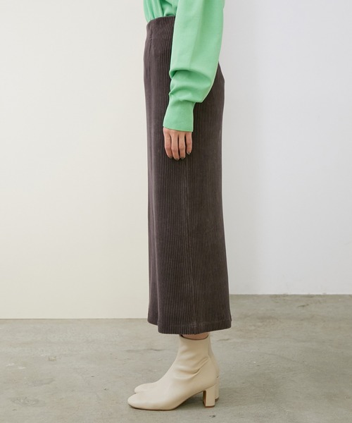 ROPE'（ロペ）の「コーデュロイジャージータイトスカート（スカート・レディース・チャコールグレー/ダークブラウン/オフホワイト・38）」の7枚目の写真