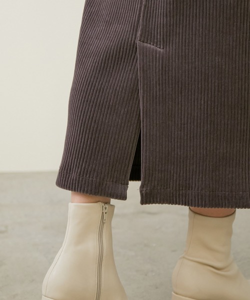 ROPE'（ロペ）の「コーデュロイジャージータイトスカート（スカート・レディース・チャコールグレー/ダークブラウン/オフホワイト・38）」の15枚目の写真