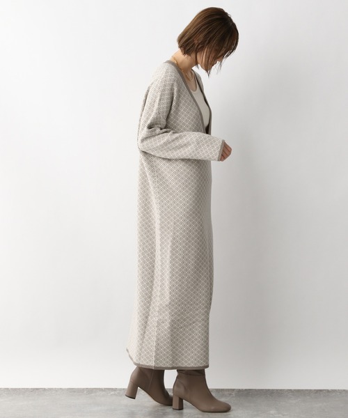 A part by（アパートバイ）の「12GジャガードVネックワンピース　237928（ワンピース・レディース・ライトグレー/ブラック・FREE）」の13枚目の写真