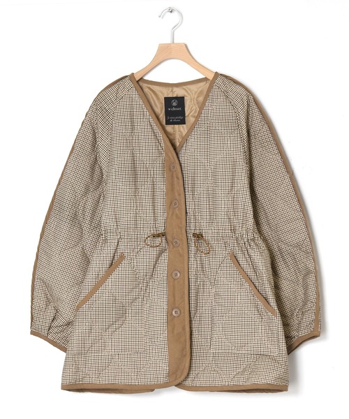 w closet（ダブルクローゼット）の「VネックWステッチひょうたんキルティングジャケット（ダウンジャケット/コート・レディース・アイボリー/ベージュ系その他/カーキ/ブラック・FREE）」の4枚目の写真