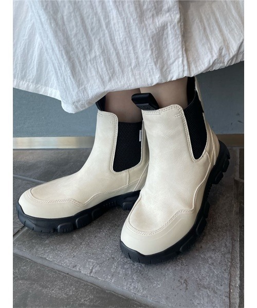 SHAKA（シャカ）の「【SHAKA】TREK CHELSEA AT for emmi（ブーツ・レディース・オフホワイト・22/23/24/25）」の19枚目の写真