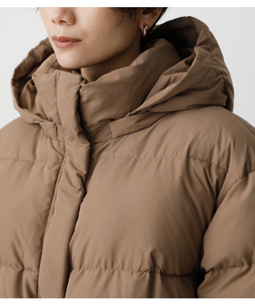 AZUL by moussy（アズールバイマウジー）の「ECOUSE PADDED CT/エコユーズパデッドコート（ダウンジャケット/コート・レディース・ブラック/ライトブラウン・SMALL/MEDIUM）」の7枚目の写真