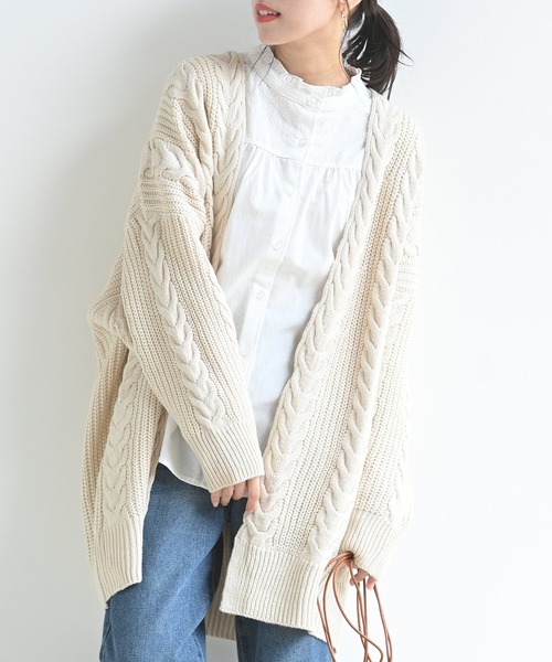 rps(アールピーエス)の「ケーブルニットロングカーディガン(カーディガン/ボレロ・レディース・ブラック/ベージュ/アイボリー・M)」の2枚目の写真