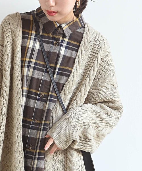 rps(アールピーエス)の「ケーブルニットロングカーディガン(カーディガン/ボレロ・レディース・ブラック/ベージュ/アイボリー・M)」の10枚目の写真