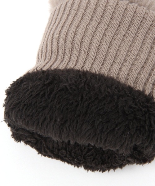 niko and...（ニコアンド）の「オリジナルストラップ付きフェイクファーミトン（手袋・レディース・ダークブラウン/オレンジ/ブルー/モカ/アイボリー・FREE）」の11枚目の写真