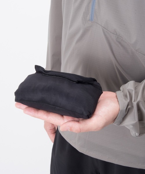 karrimor（カリマー）の「wind shell pull over（ナイロンジャケット・メンズ・ブラック/グレー・S/M/L/XL）」の4枚目の写真