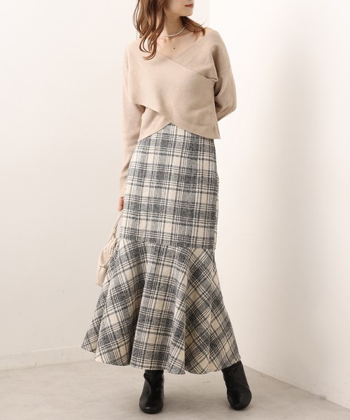 one after another NICE CLAUP（ワンアフターアナザーナイスクラップ）の「【WEB限定】Ｓ・Mサイズあり！ツイードハイウエストマーメイドスカート（スカート・レディース・ホワイト系その他/ブラック系その他/ブラウン系その他・SMALL/MEDIUM）」の6枚目の写真