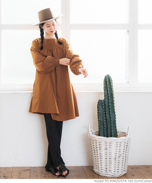 coca(coca)(コカ)の「ボートネックギャザーチュニック(チュニック・レディース・ブラック/キャメル・ONE SIZE)」の3枚目の写真