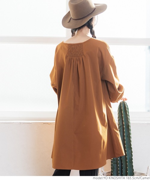 coca(coca)(コカ)の「ボートネックギャザーチュニック(チュニック・レディース・ブラック/キャメル・ONE SIZE)」の5枚目の写真
