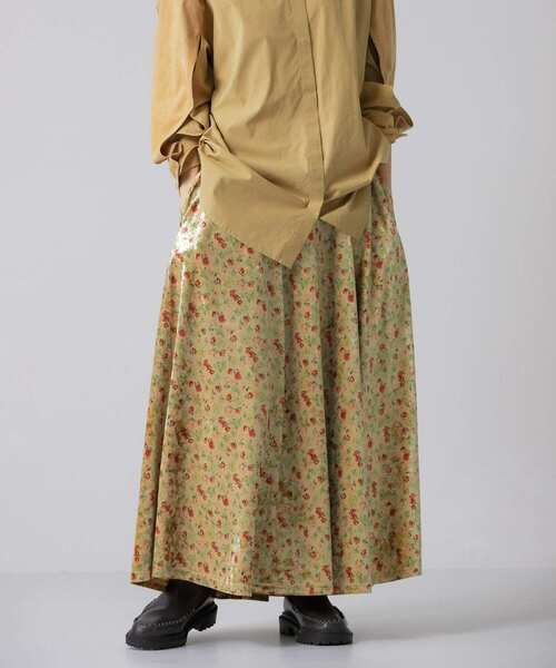 KBF（ケイビーエフ）の「プリントベロアロングスカート（スカート・レディース・ベージュ系その他/ブルー系その他・ONE）」の8枚目の写真