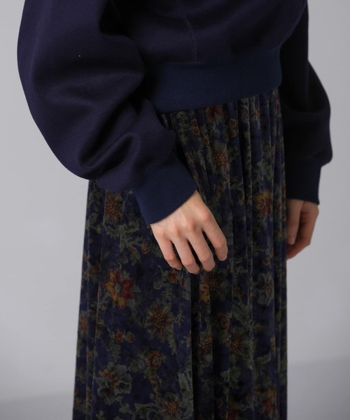 KBF（ケイビーエフ）の「プリントベロアロングスカート（スカート・レディース・ベージュ系その他/ブルー系その他・ONE）」の16枚目の写真