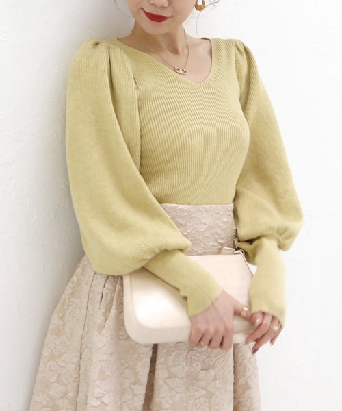 ROYAL PARTY（ロイヤルパーティー）の「Vネックマトンスリーブニットトップス（ニット/セーター・レディース・イエロー/ブラウン/ベージュ・FREE）」の3枚目の写真