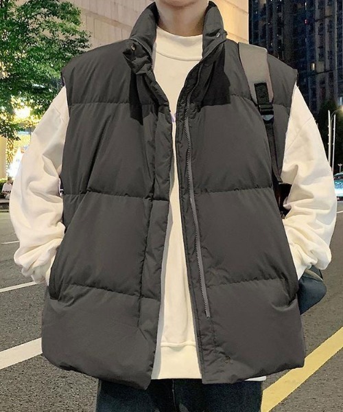 MGV（エムジーヴィー）の「ユニークジップフェイクダウンベスト（ダウンベスト・メンズ・グレー/ブラック/ベージュ・X-LARGE/LARGE/MEDIUM）」の9枚目の写真