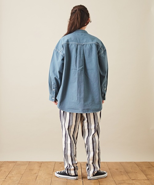 CUBE SUGAR（キューブシュガー）の「オックスビッグスタンドカラー長袖シャツジャケット（ノーカラージャケット・レディース・ベージュ/グリーン/オレンジ・M）」の18枚目の写真