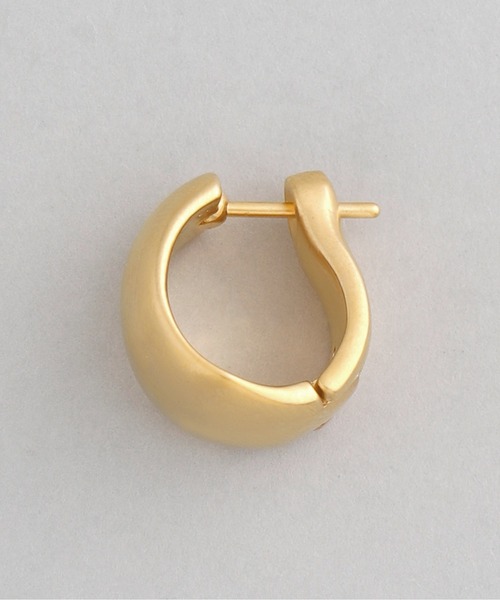 ANEMONE(アネモネ)の「マットメタルボリュームフープピアス(ピアス(両耳用)・レディース・シルバー/ゴールド・FREE)」の6枚目の写真