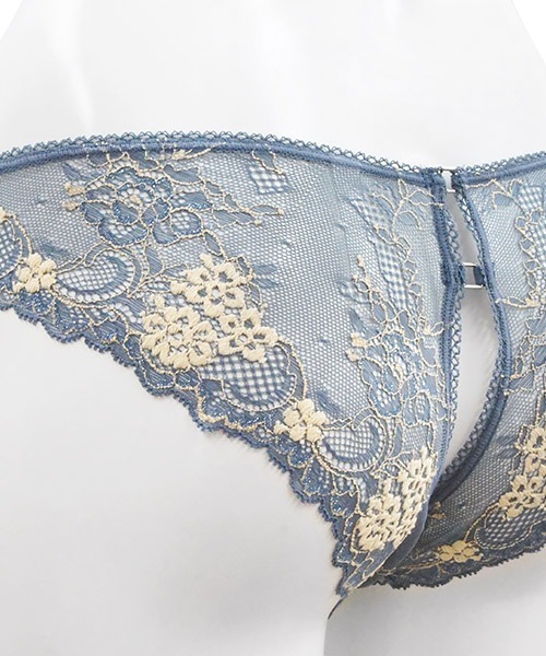 ANNEBRA(アンブラ)の「Kerala バックオープンデザインショーツ(ショーツ・レディース・ブルー/パープル・M/XL/L)」の12枚目の写真