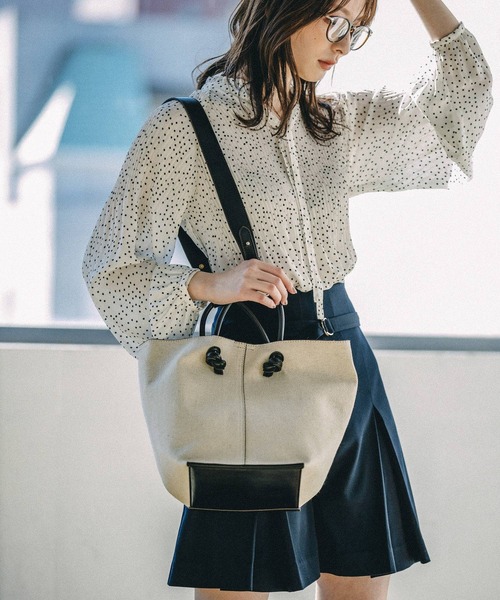 Andemiu（アンデミュウ）の「ムスビトート267356（トートバッグ・レディース・オフホワイト/イエロー/キャメル・FREE）」の8枚目の写真