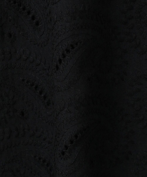 NICOLE white（ニコルホワイト）の「ペイスリー柄 生地刺繍ロングブラウス（シャツ/ブラウス・レディース・ブラック/オフホワイト・FREE）」の11枚目の写真