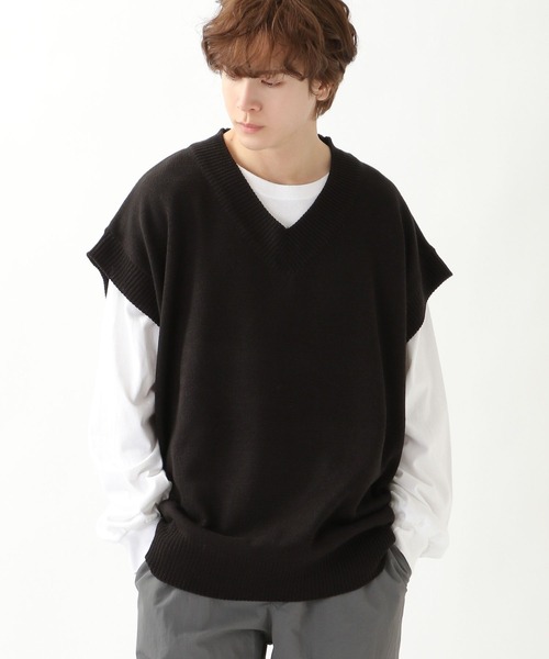 ALAND（エーランド）の「3.3Field Trip／Vネックオーバーベスト　2273939（ベスト・メンズ・ブラック/ダークグリーン/アイボリー・FREE）」の2枚目の写真